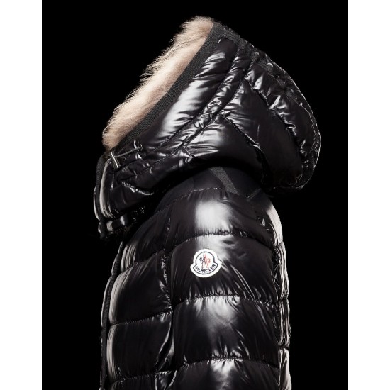 Moncler Armoise Detachable Fur Trimmed Svart Vinterjakke Lacquered Nylon Dame 41224515UM